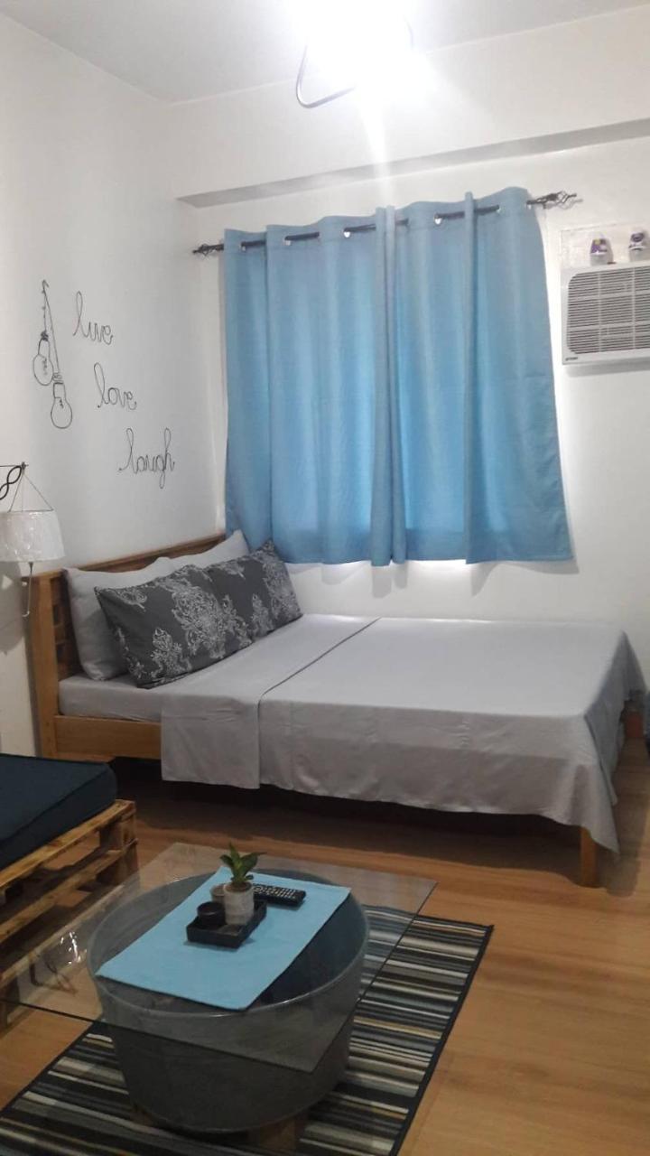 The Treehouse B @ Trees Residences マニラ市 エクステリア 写真